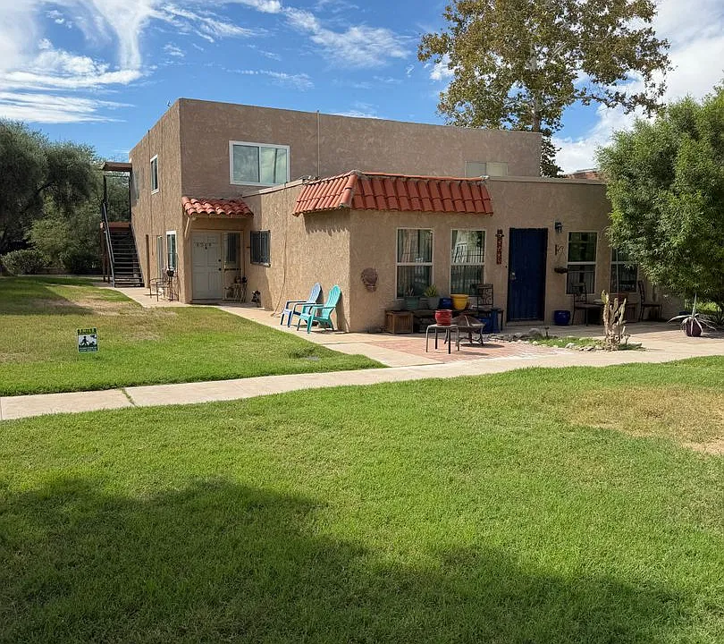 6509 E Calle La Paz #D