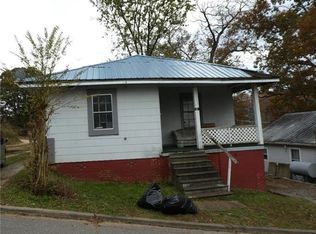 32 Ridge St, Marion, NC 28752