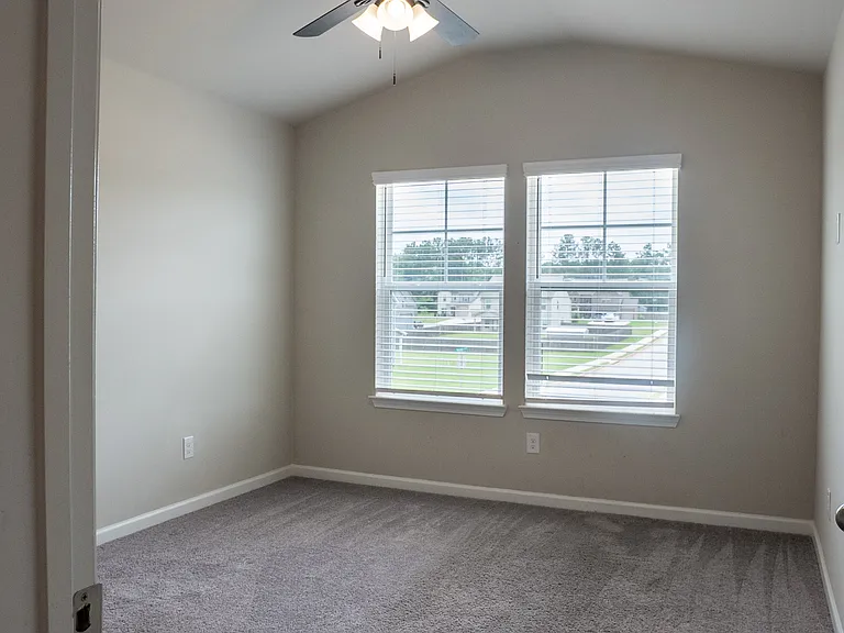 197 Jodi Pl — Photo 81