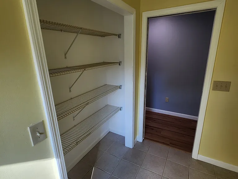 66 Dill St — Photo 10