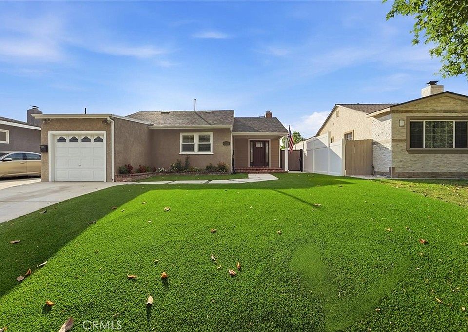 1st image of 3329 N Los Coyotes Diagonal