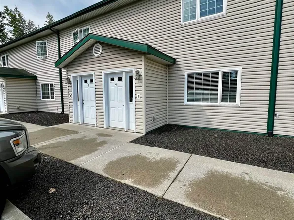 1046 Dogwood St APT 4, Fairbanks, AK 99709