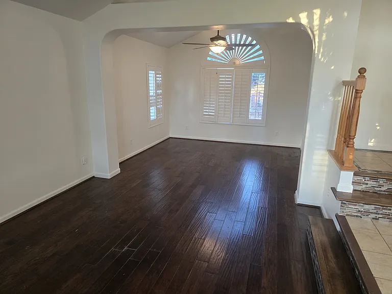 708 Eucalyptus Ave — Photo 8