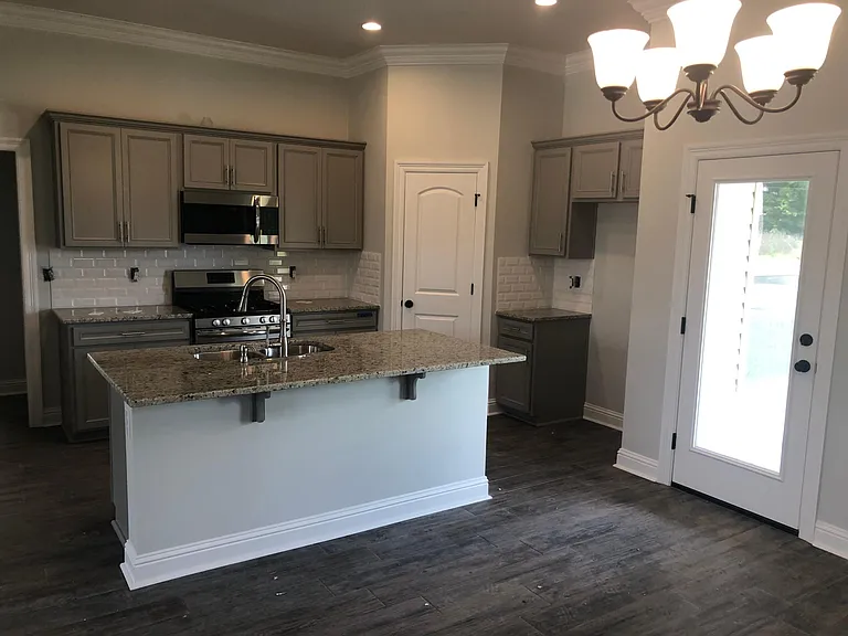 508 Lake Breeze Dr — Photo 5