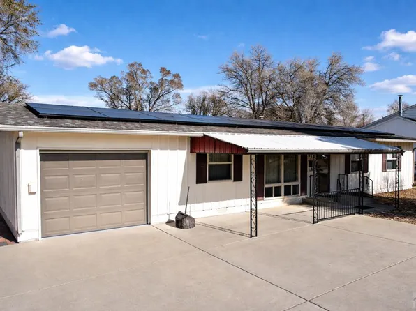 63 Caledonia Rd, Pueblo, CO 81001