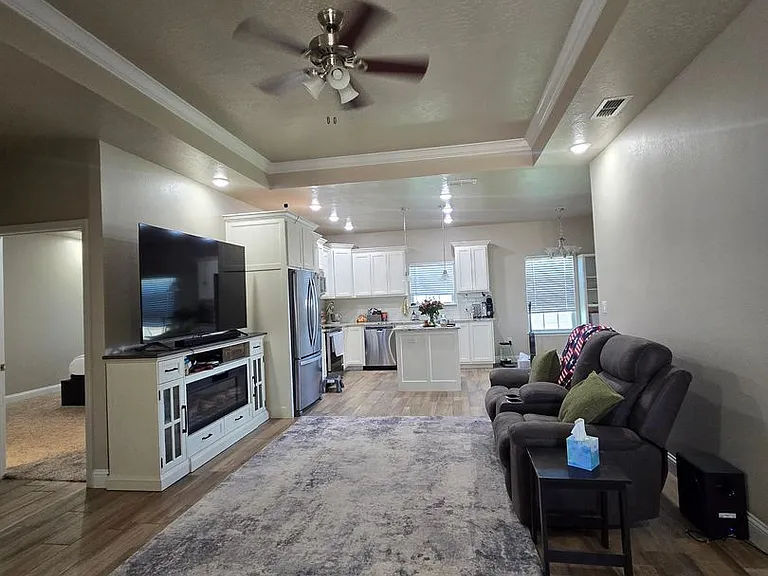 116 Nonpareil Ln — Photo 2