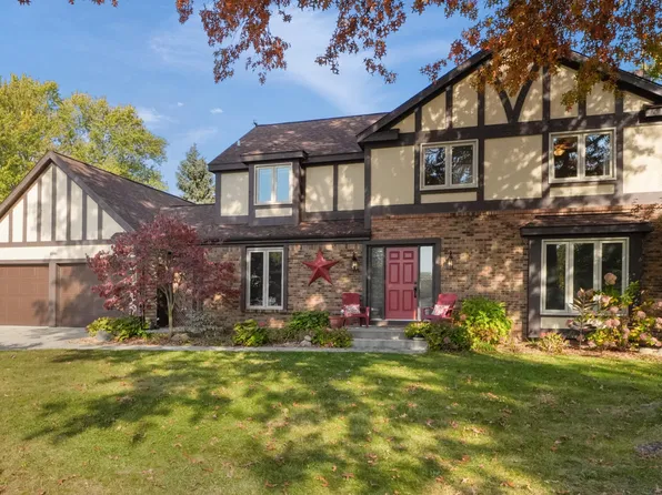 1046 Alden Ct, Holland, MI 49423