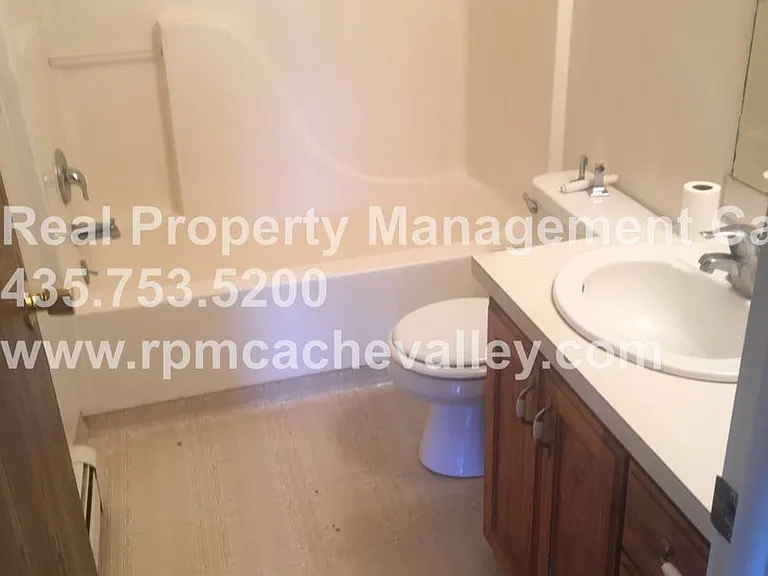 2662 N 370 E #1-2 — Photo 9