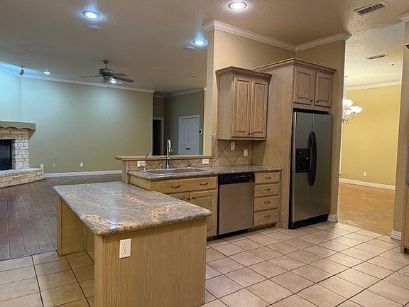 5th image of 107 Mockingbird Ln APT 102
