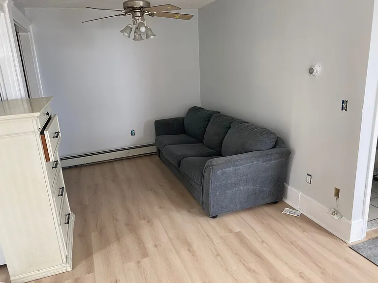 7A Lynn Shore Dr #7A — Photo 8