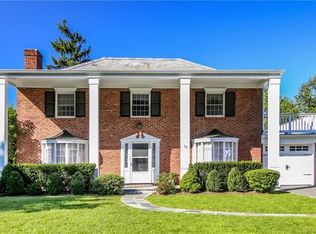 15 Whistler Rd, Scarsdale, NY 10583