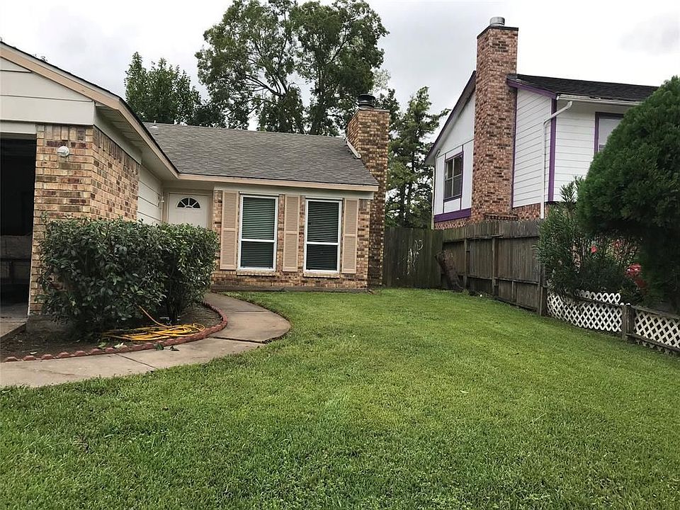 1st image of 12211 Newbrook Dr