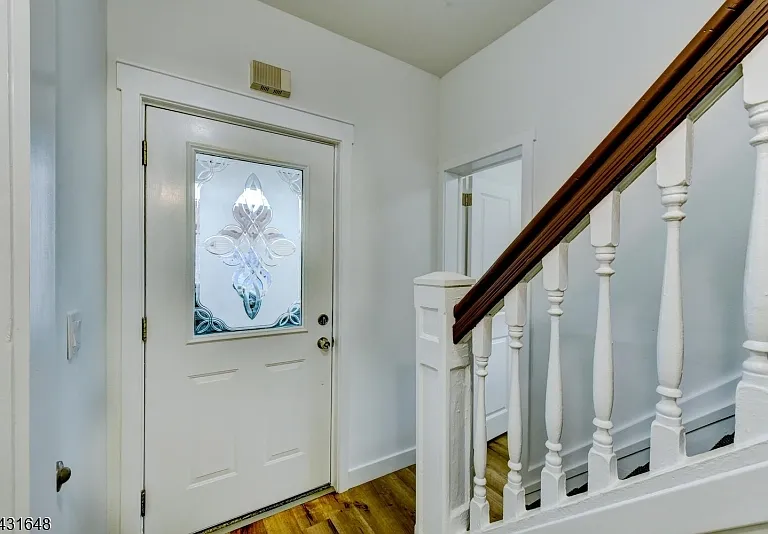 40 Grove St — Photo 33