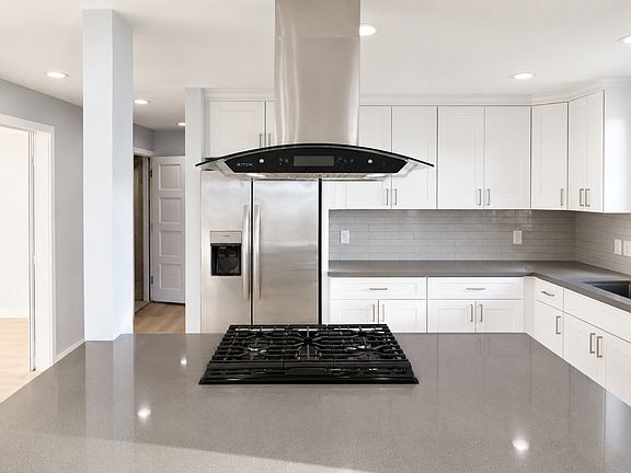 2nd image of 1817 11th St Unit D