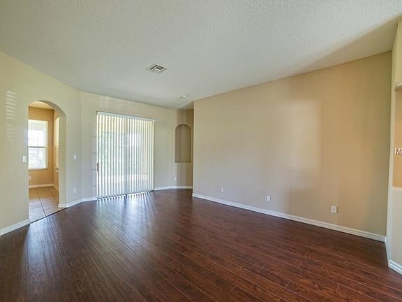 5th image of 2773 Shearwater St