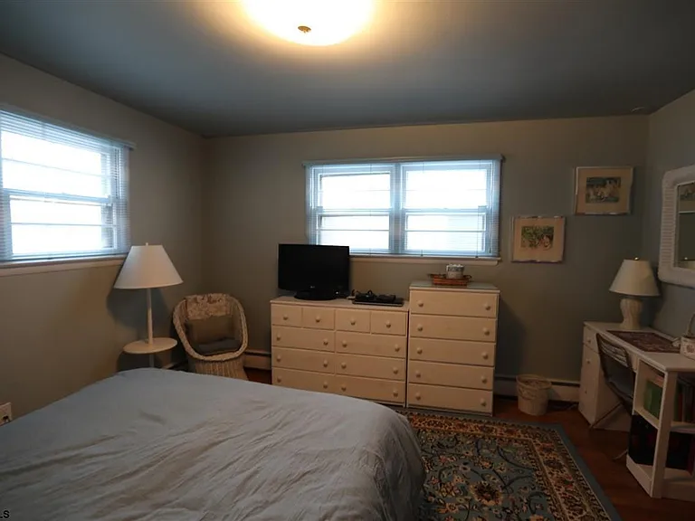 14 S Swarthmore Ave — Photo 18