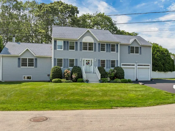 8 Nicholas Way, Seabrook, NH 03874