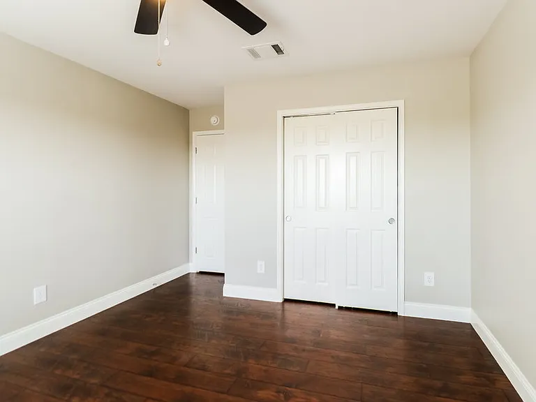 125 Brown St — Photo 13