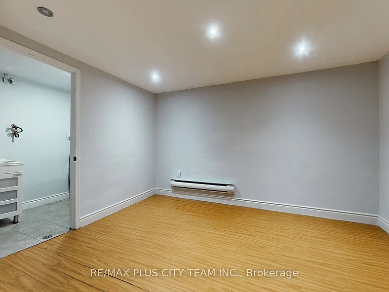 50 Darras Ct — Photo 26