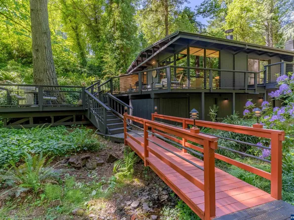 4670 Croisan Creek Rd S, Salem, OR 97302