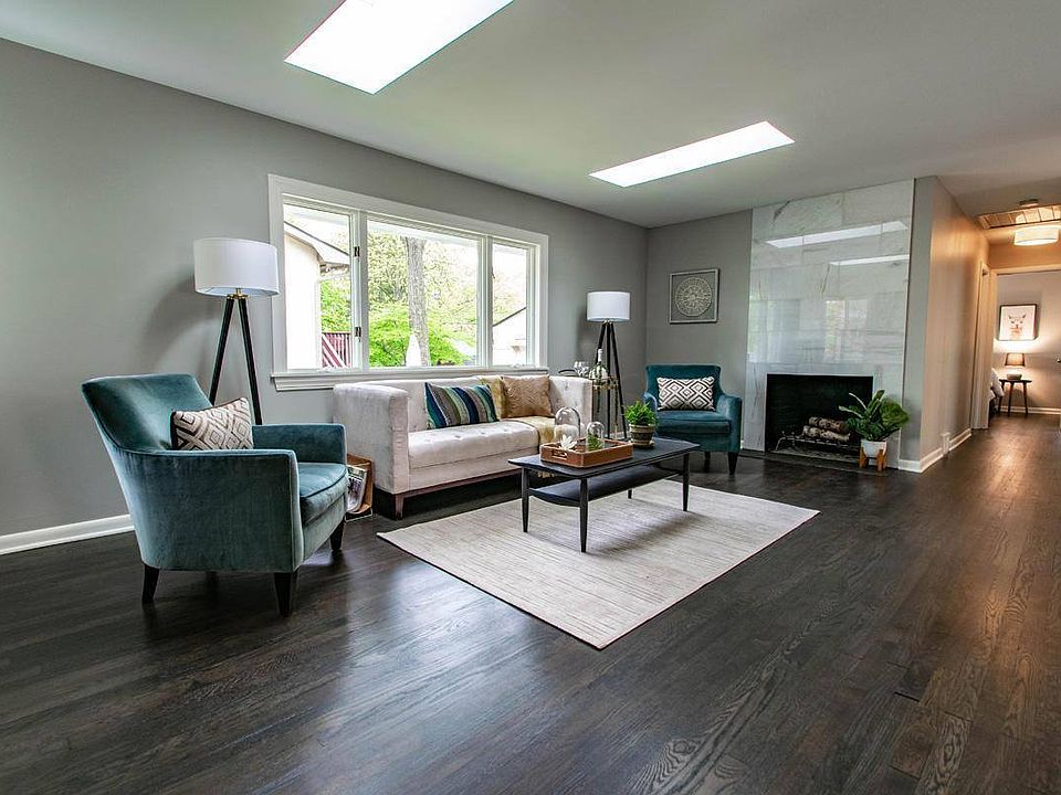 1st image of 554 E Stanton Ave
