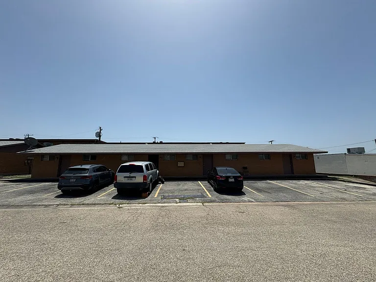 808 Safady Ave — Photo 18