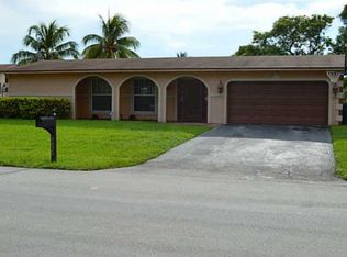 3020 Canal Rd, Miramar, FL 33025