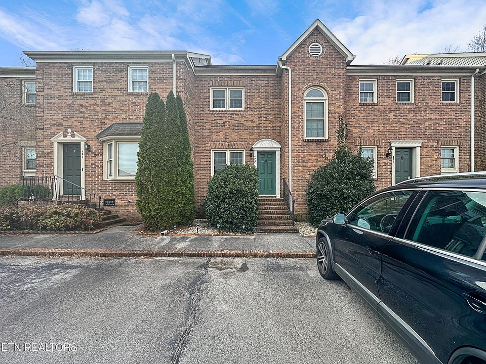 1st image of 479 Bramblewood Ln