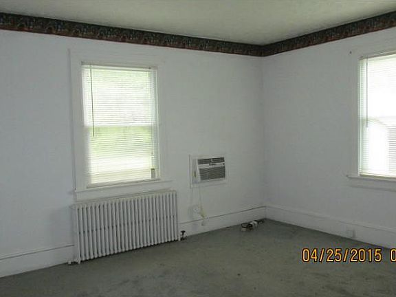 5th image of 12413 Lee Ave