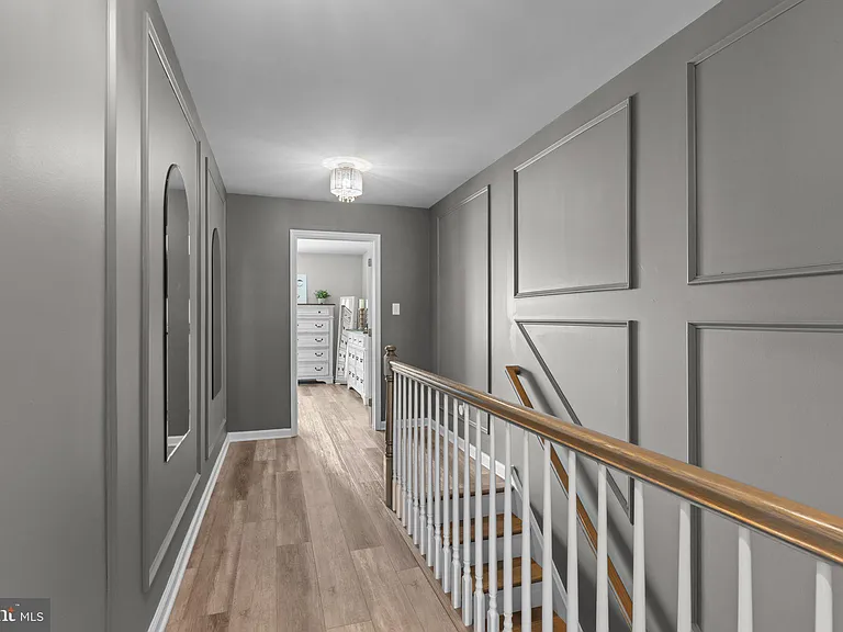 513 Arbutus Ave #A — Photo 17