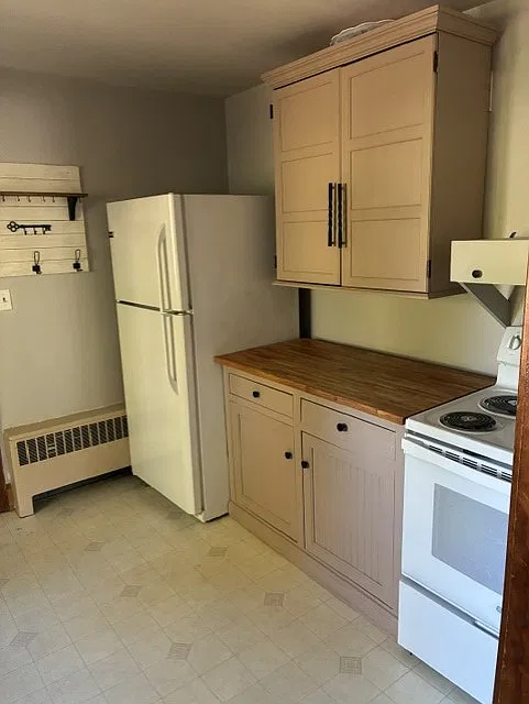 2 bed, $1,985 — Photo 2