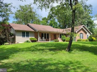 212 Walnut Dale Rd, Shippensburg, PA 17257