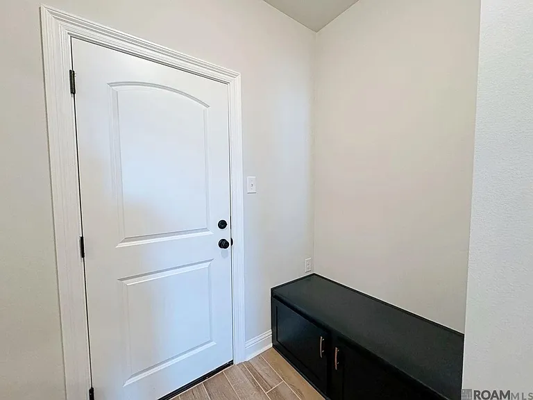 722 Bellegrove Square Ave — Photo 11