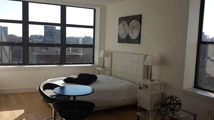 Rented by LHR Group | media 9