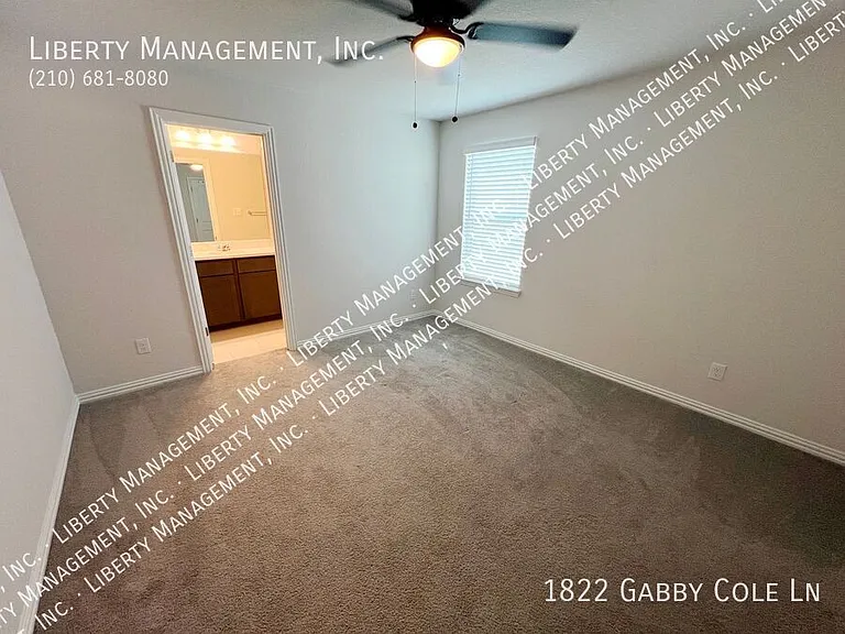 1822 Gabby Cole Ln — Photo 40