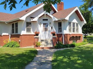 902 E 2nd St, Webster, SD 57274