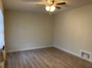 717 Lloyd Ave #S, Fort Worth, TX 76103