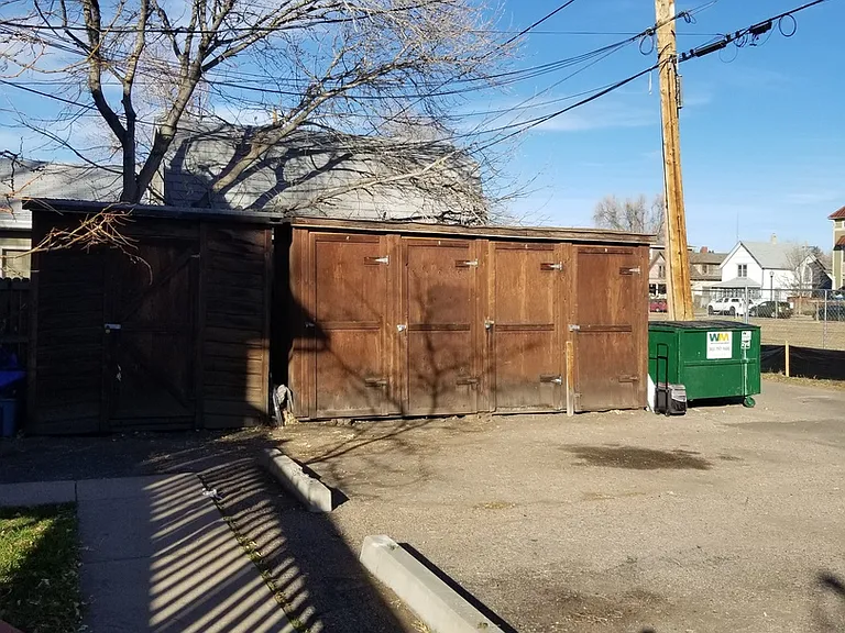 5580 S. Curtice Street 4-Plex — Photo 15
