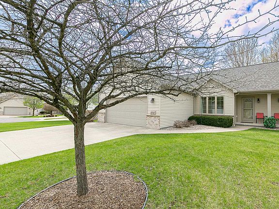 3rd image of 4741 Westbrook Ct