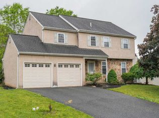 2232 Heather Ln, Pottstown, PA 19464