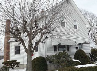 12 Cleveland Ave, Cranston, RI 02920