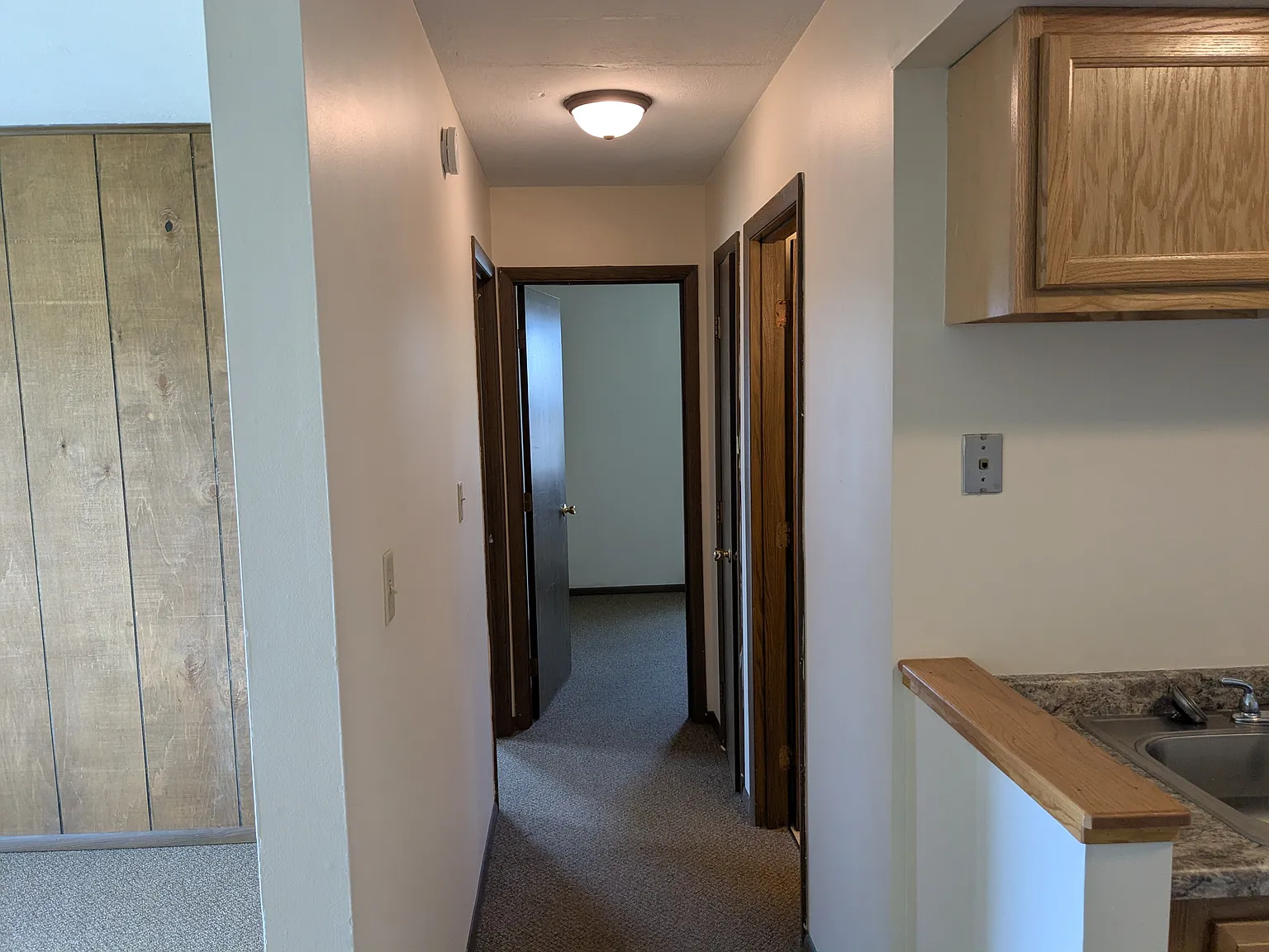 500 W Sharon Ave — Photo 2