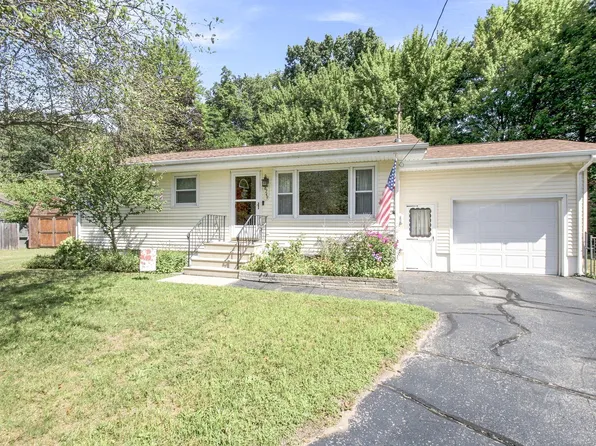 6749 Deadwood, Coloma, MI 49038