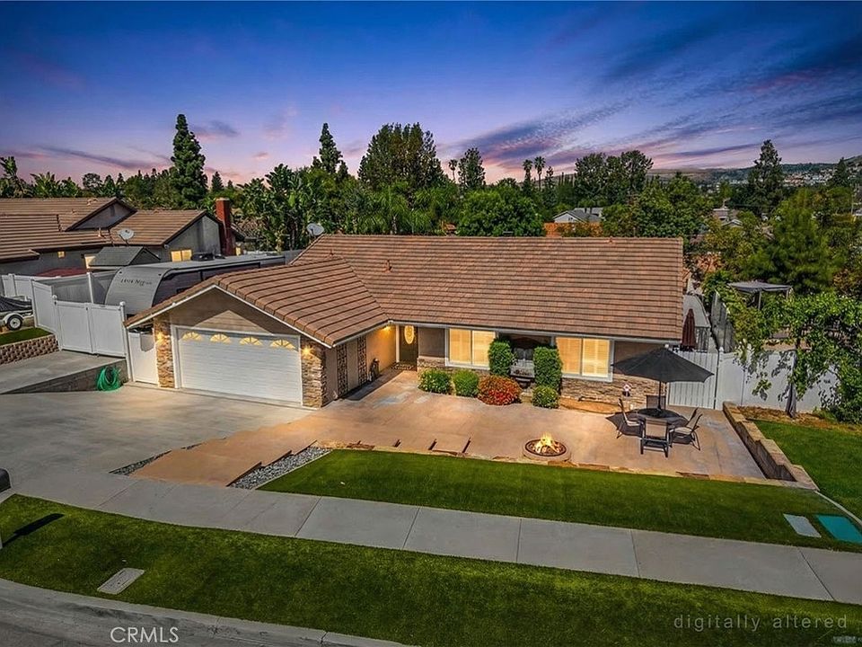 1st image of 4576 Casa Oro Dr