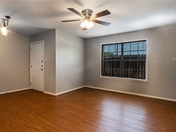 2nd image of 1801 Treehouse Trl APT A