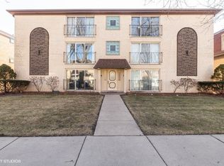 1247 E Washington St APT 103, Des Plaines, IL 60016