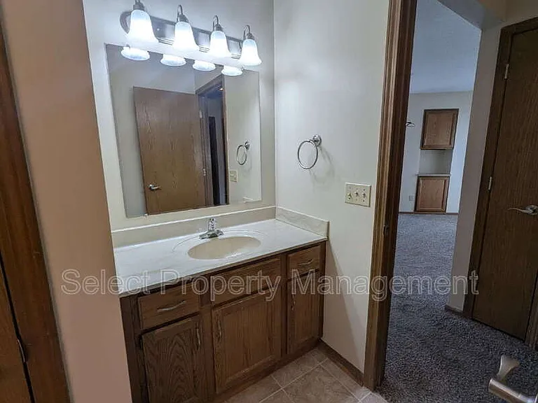 10915 Pine Mills Rd — Photo 11