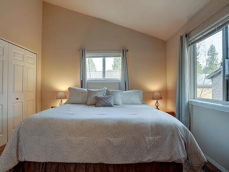 56858 Enterprise Dr — Photo 15