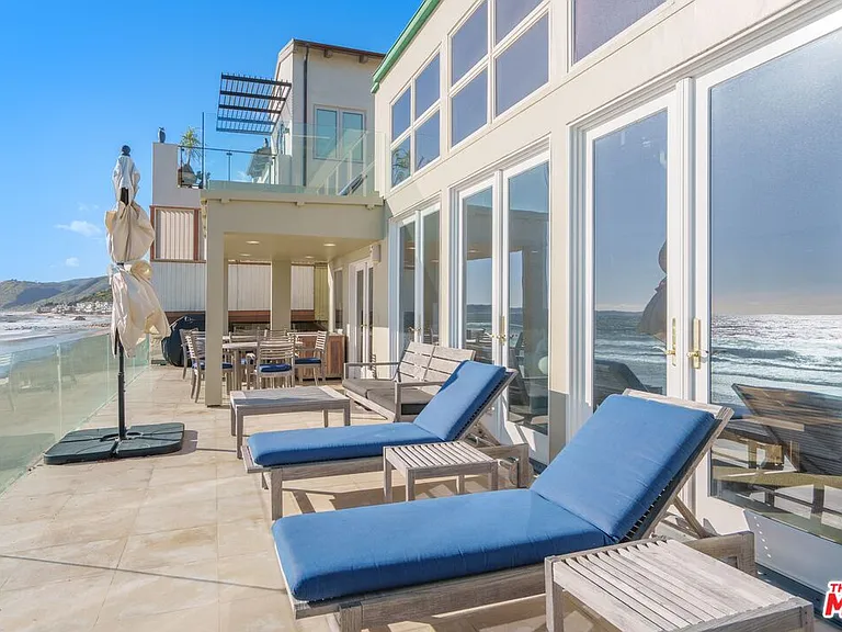 24456 Malibu Rd — Photo 7