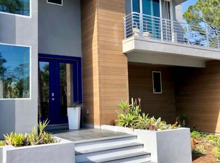 3021 2nd St NW #3021, Naples, FL 34120